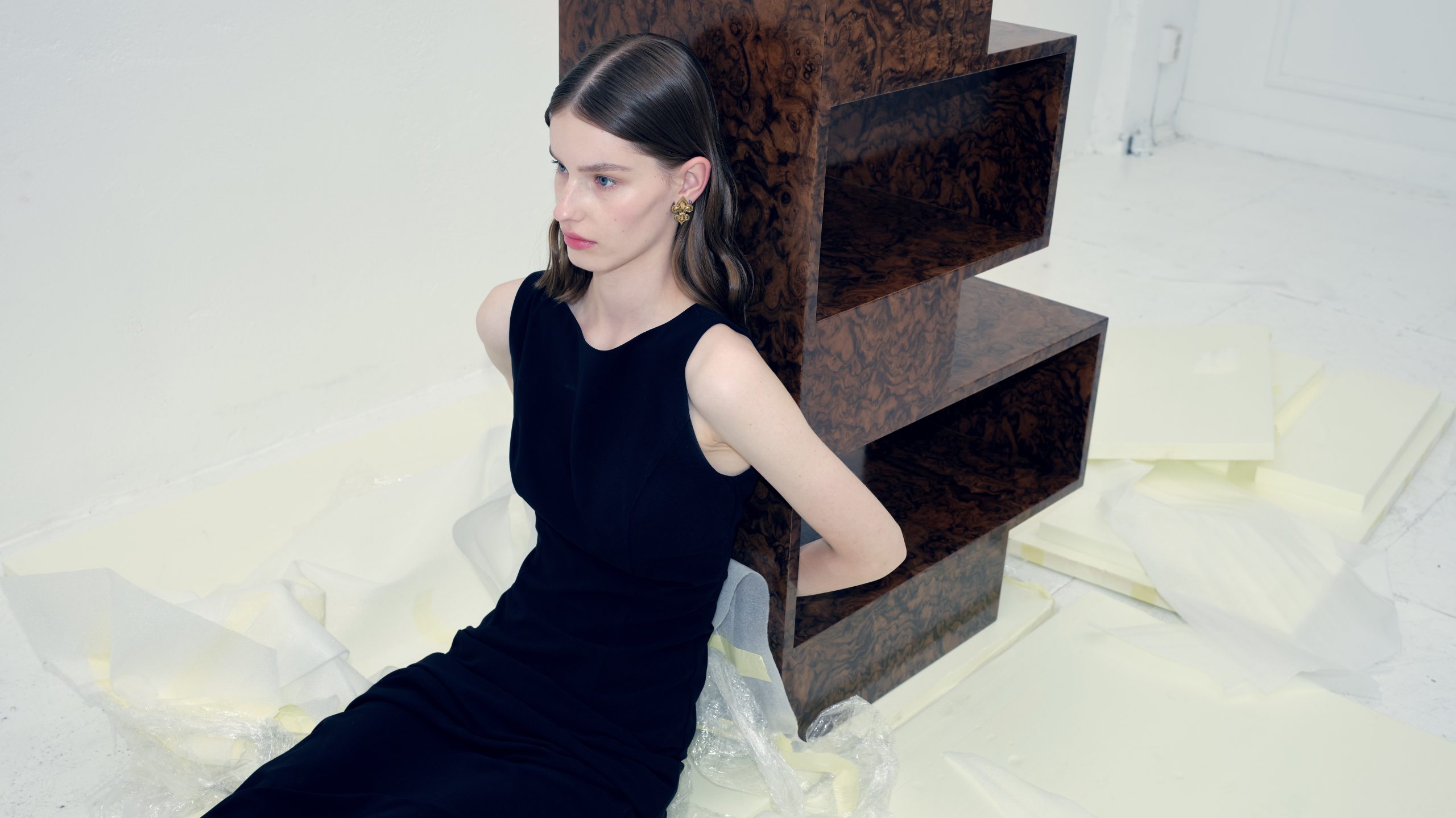 Bespoke bookcases with bold wood grain and clean lines