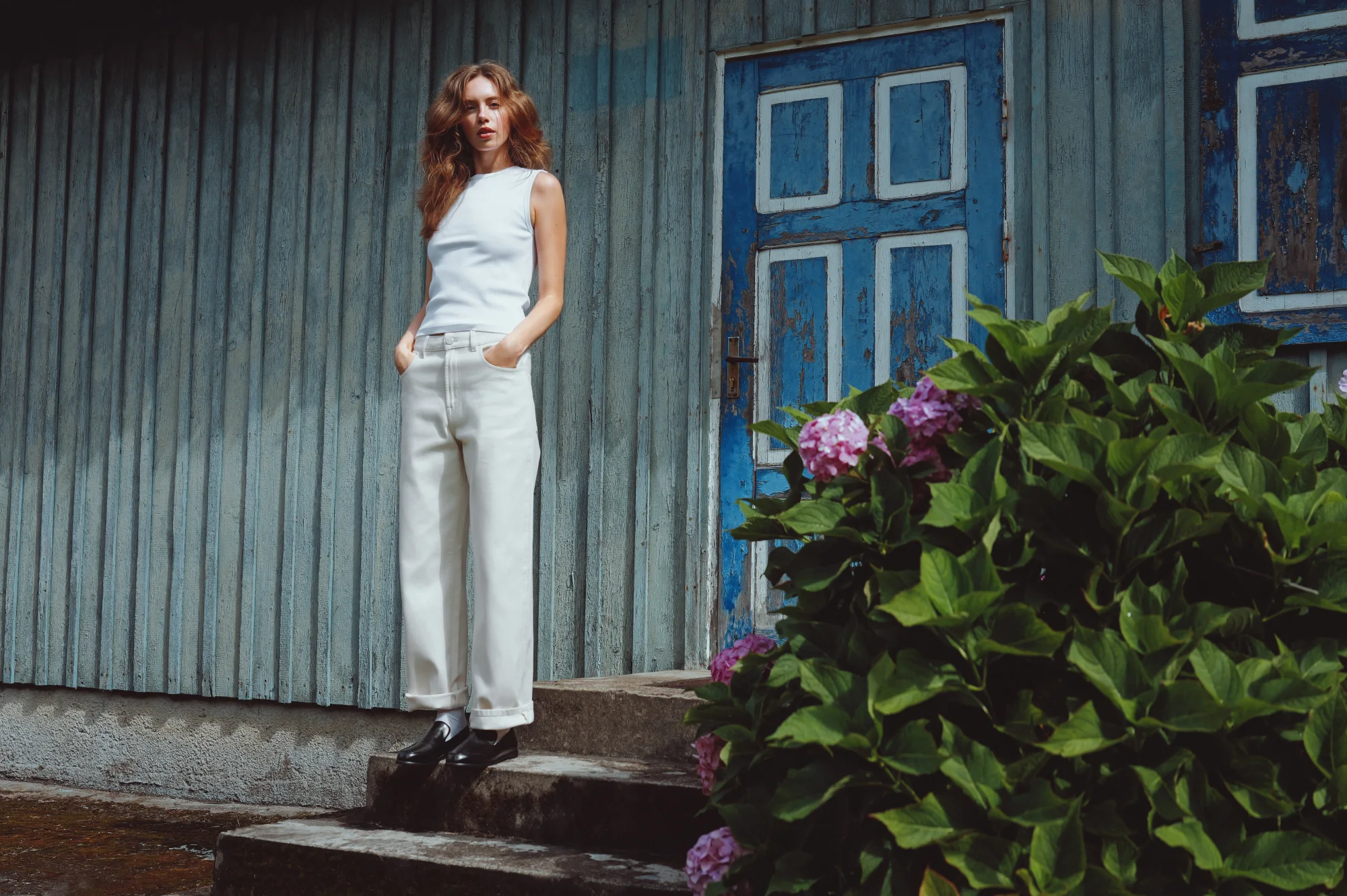 poeve-L1040563-2000w